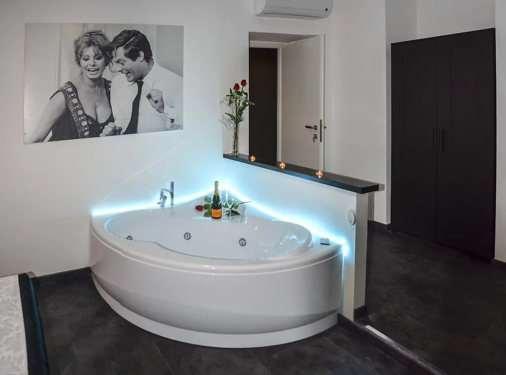Good Life Via Veneto Guest House Rome 0*,  Italy