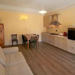 https://appartamenti-piazza-umberto-i.hotelinveneto.com