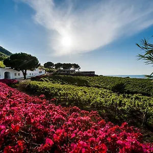 capofaro-malvasia-and-resort.sicilyhotelsitaly.net/