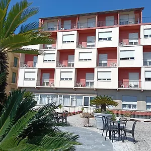Robinia Hotel Imperia